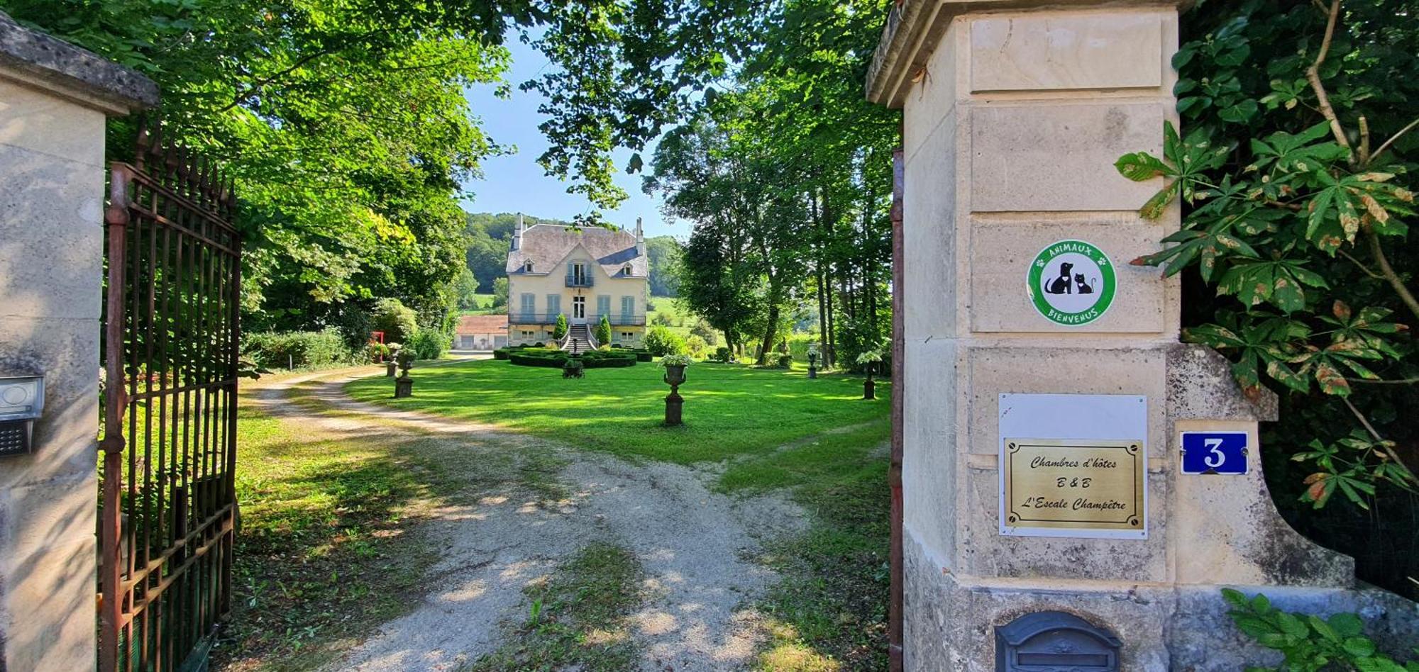 L'Escale Champetre Bed and Breakfast Culmont Exteriör bild